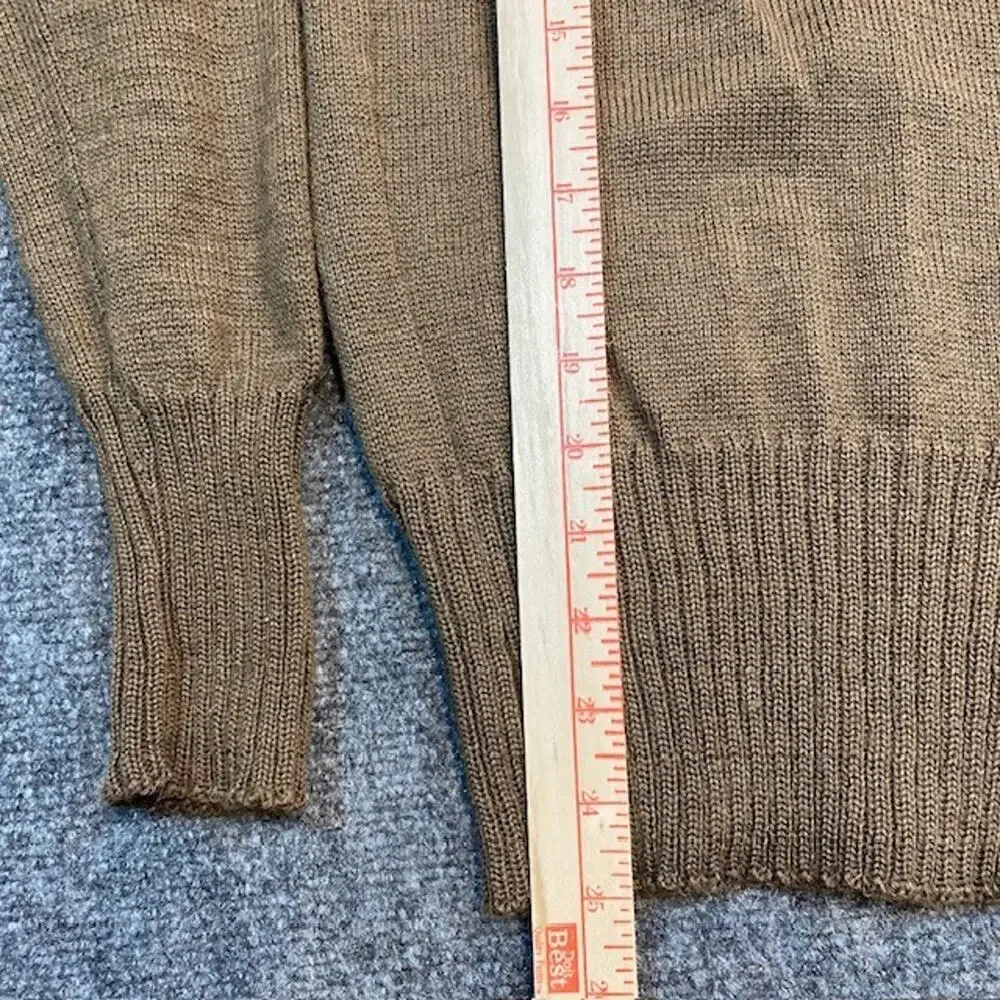 Vintage US Army Henley Wool Pullover Sweater Men Small Jack Young Military Brown